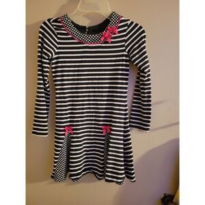 Black & white stripped dress/ tunic girls size 6 (E17)
